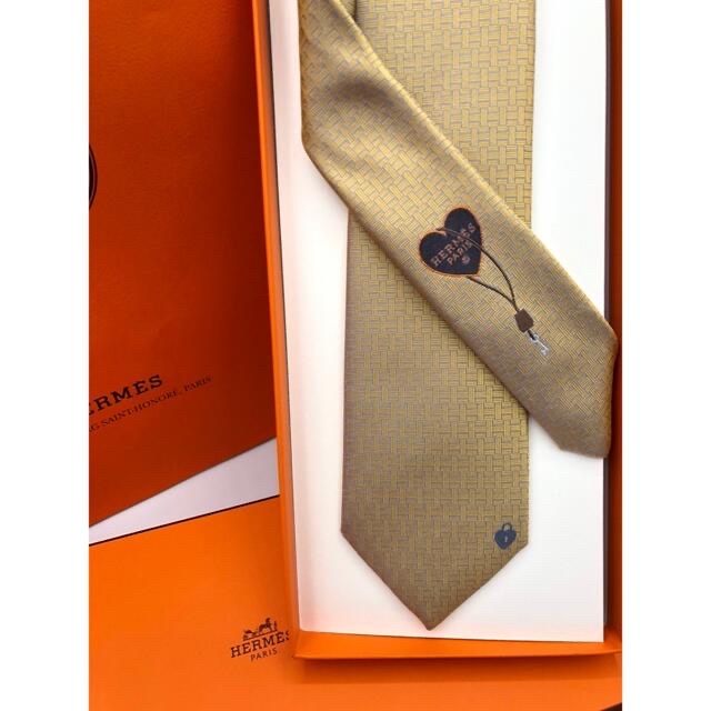 Hermes - 新品 エルメス ハートネクタイ HERMES シルクネクタイ