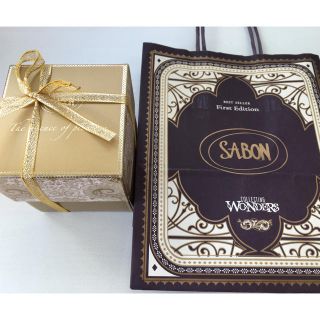 サボン(SABON)のSABON 入浴剤 プレンゼント用 バラの花入り(入浴剤/バスソルト)