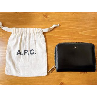 アーペーセー(A.P.C)のA.P.C.　アーペーセー　二つ折り財布　ブラック (財布)