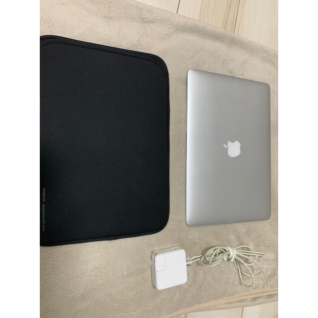 MacBook Air 2017PC/タブレット