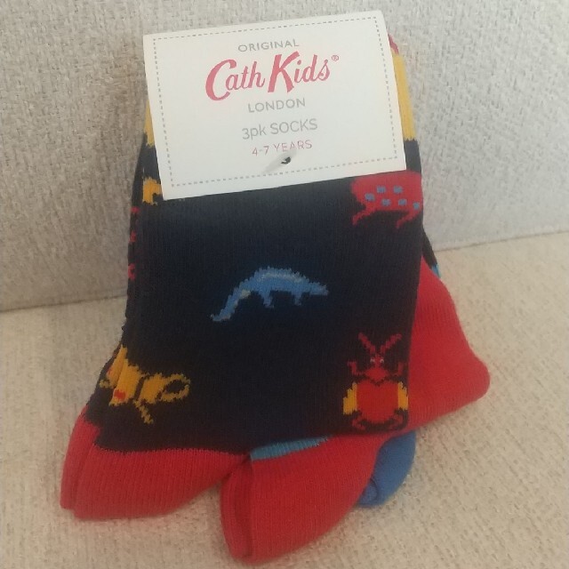 Cath Kidston(キャスキッドソン)の『新品』キャス・キッドソン 靴下 キャス・キッドソン キッズ靴下 靴下3足セット キッズ/ベビー/マタニティのこども用ファッション小物(靴下/タイツ)の商品写真