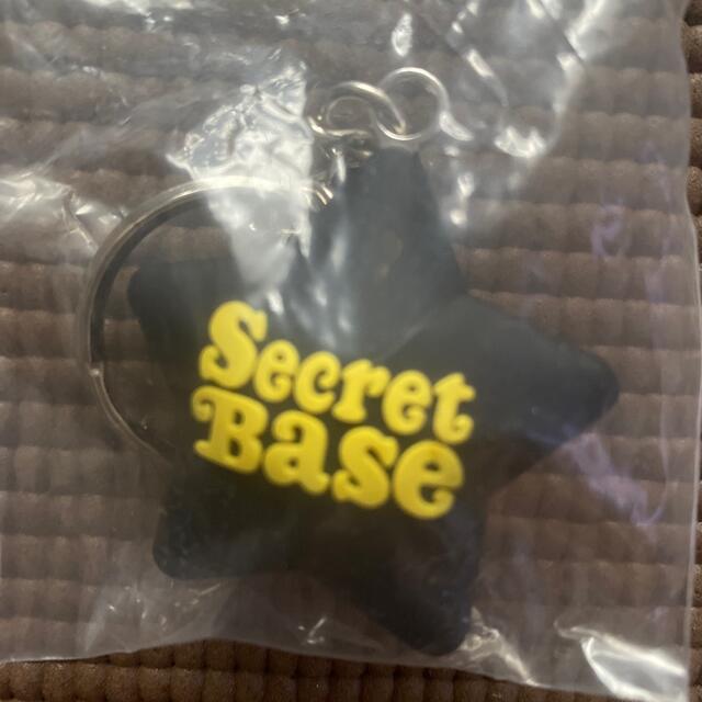 SECRETBASE(シークレットベース)のsecret Base VERDYキーホルダー メンズのファッション小物(キーホルダー)の商品写真