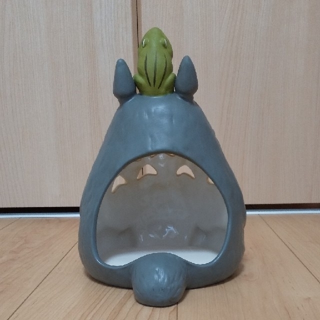 ジブリ となりのトトロ 蚊取り線香ケース トトロとカエルの通販 by