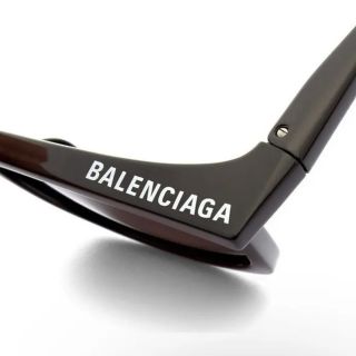 バレンシアガ(Balenciaga)のbalenciaga ブラック　スクエア　サングラス　ロゴ　眼鏡　カラーレンズ(サングラス/メガネ)