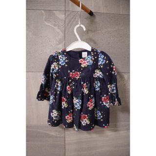 ベビーギャップ(babyGAP)の【専用】ワンピース　baby gap 花柄(ワンピース)