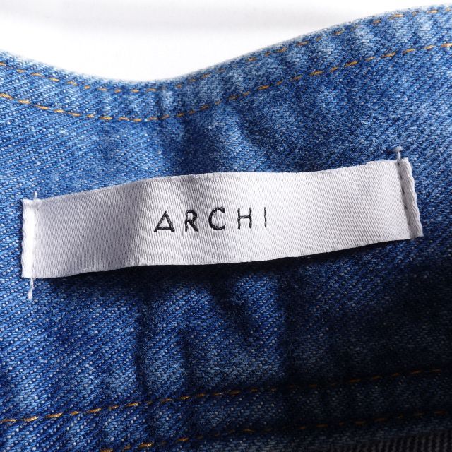 archi(アーキ)のARCHI アーキ　デニム　レディース　ブルー レディースのパンツ(デニム/ジーンズ)の商品写真