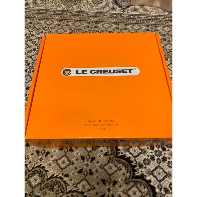 LE CREUSET(ルクルーゼ)のル・クルーゼ　グリルプレート　スクエア24ｾﾝﾁ インテリア/住まい/日用品のキッチン/食器(鍋/フライパン)の商品写真