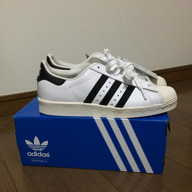 新品 Superstar 80's 24cm