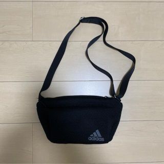 アディダス(adidas)のadidas moussyコラボ サコッシュ(ショルダーバッグ)