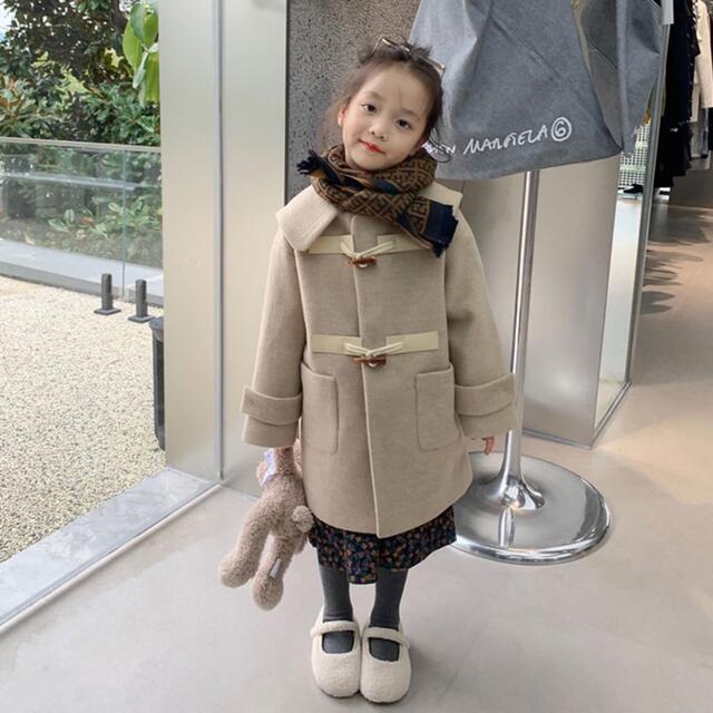 韓国子供服　ダッフルコート  上品   ベージュ　セール キッズ/ベビー/マタニティのキッズ服女の子用(90cm~)(コート)の商品写真