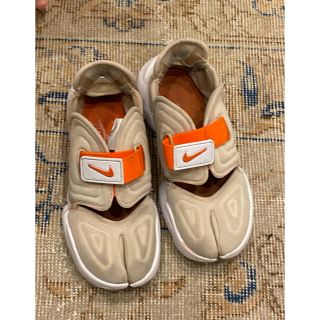 ナイキ(NIKE)のNIKE ナイキ アクアリフト　ラタン(スニーカー)