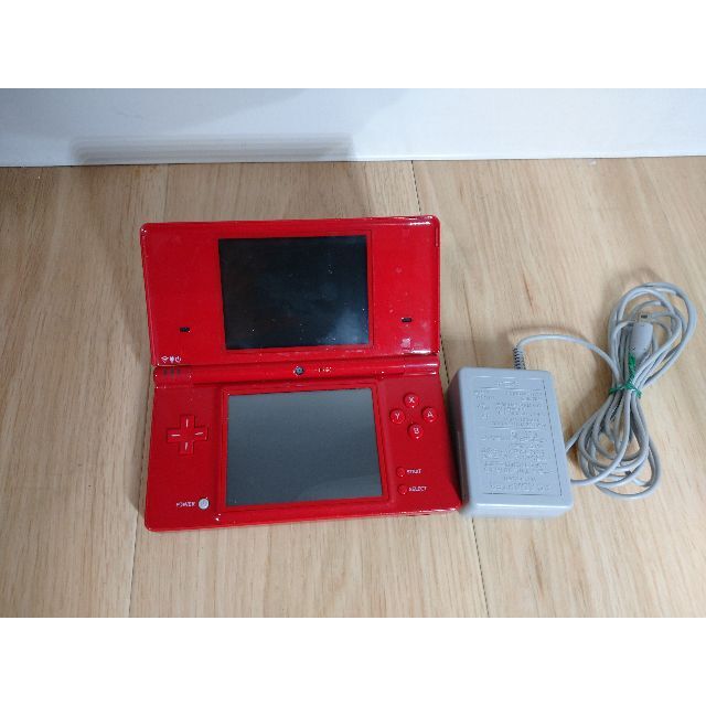 ニンテンドーDS(ニンテンドーDS)のNintendo DSi Lite ニンテンドーDSi Lite 本体　レッド エンタメ/ホビーのゲームソフト/ゲーム機本体(携帯用ゲーム機本体)の商品写真