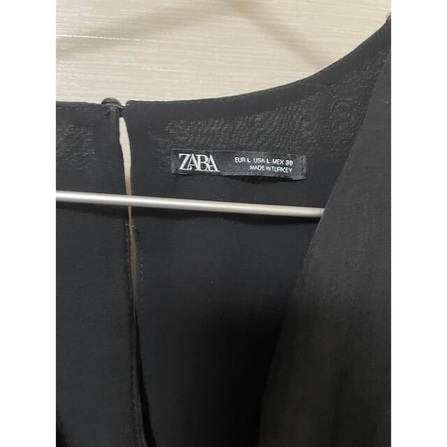 ZARA(ザラ)のZARA トップス　フリルブラウス レディースのトップス(シャツ/ブラウス(半袖/袖なし))の商品写真