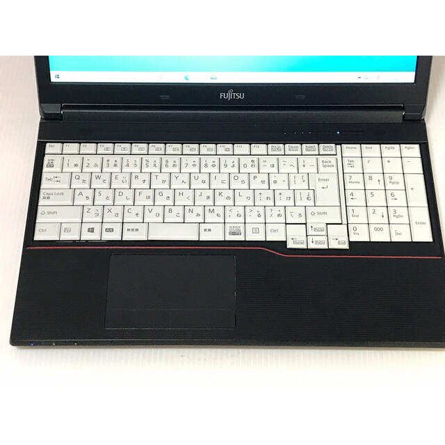 富士通(フジツウ)のLIFEBOOK A574/M　FMVA10006 スマホ/家電/カメラのPC/タブレット(ノートPC)の商品写真