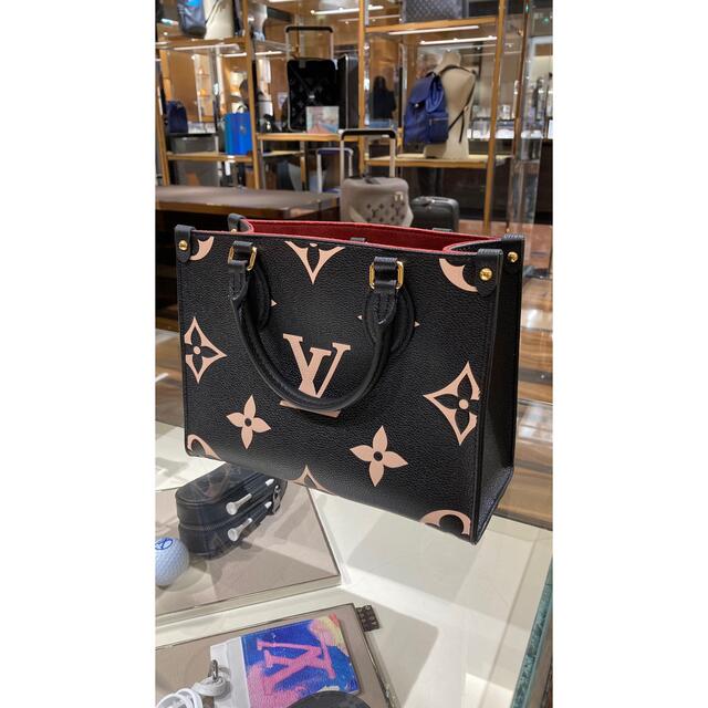 LOUIS VUITTON(ルイヴィトン)のLOUIS VUITTON オンザゴー　PM ノワール✖️ベージュ レディースのバッグ(ハンドバッグ)の商品写真