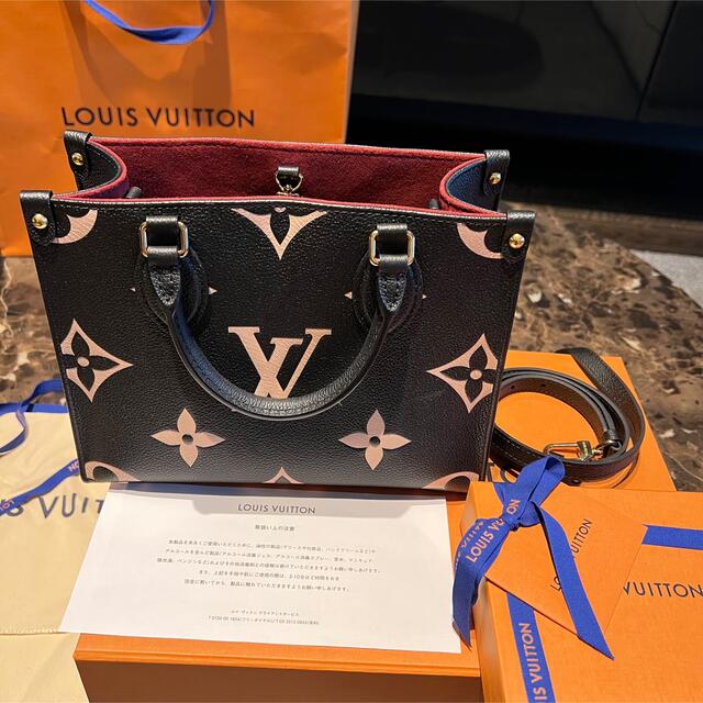 LOUIS VUITTON(ルイヴィトン)のLOUIS VUITTON オンザゴー　PM ノワール✖️ベージュ レディースのバッグ(ハンドバッグ)の商品写真