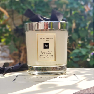 ジョーマローン(Jo Malone)の＊新品＊ Jo Malone イングリッシュペアー&フリージアキャンドル 60g(キャンドル)