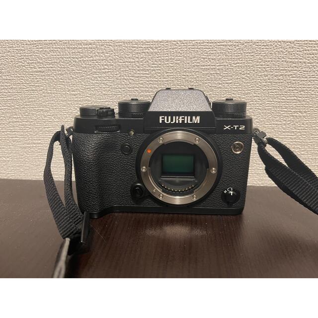 Fujifilm X-T2 スマホ/家電/カメラのカメラ(ミラーレス一眼)の商品写真
