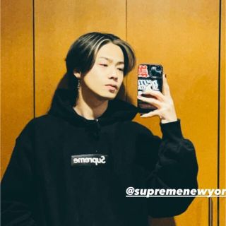 トップスコムドット　やまと着用　Box Logo Hooded Sweatshirt