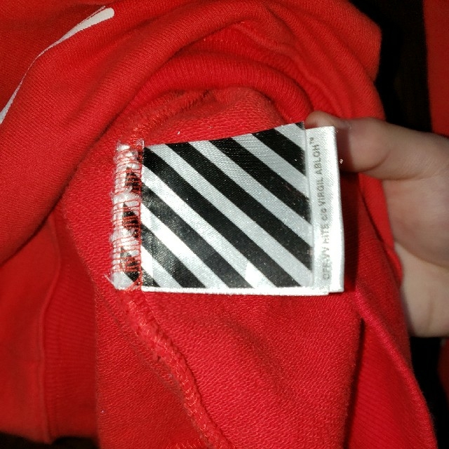 off white ロンT 3