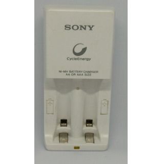 ソニー(SONY)の【中古品】SONY サイクルエナジー 充電器(バッテリー/充電器)