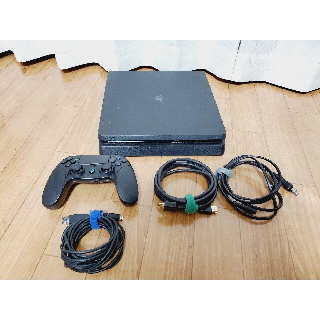 【送料無料】PlayStation4 ブラック 500GB CUH-2100A