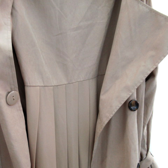 Bou Jeloud(ブージュルード)のブージュルード トレンチコート スプリングコート プリーツ ベルト M ベージュ レディースのジャケット/アウター(トレンチコート)の商品写真