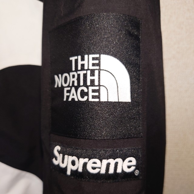 Supreme(シュプリーム)のSupreme / The North Face S Logo Mountain メンズのジャケット/アウター(マウンテンパーカー)の商品写真