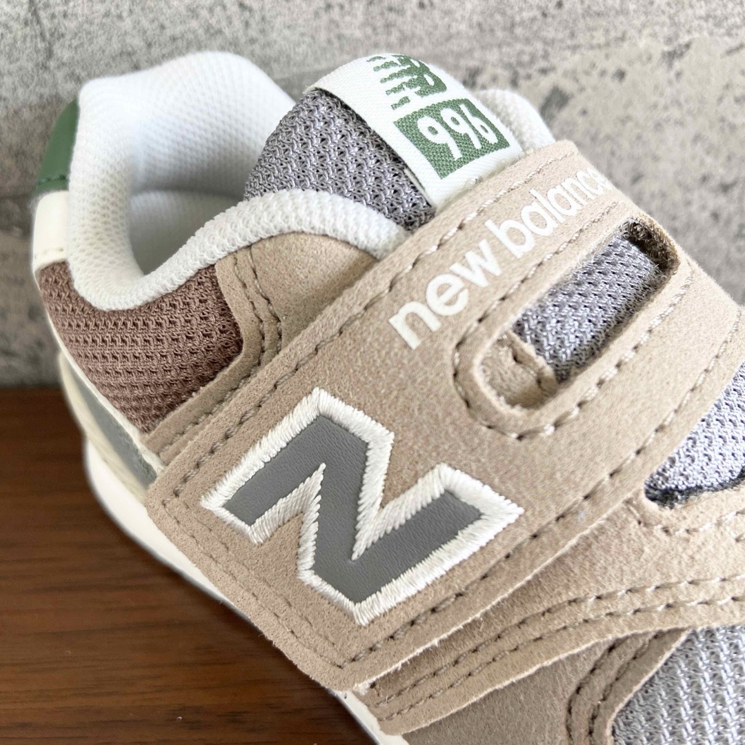 New Balance(ニューバランス)の【新品】16センチ ライラック ニューバランス スニーカー キッズ キッズ/ベビー/マタニティのキッズ靴/シューズ(15cm~)(スニーカー)の商品写真