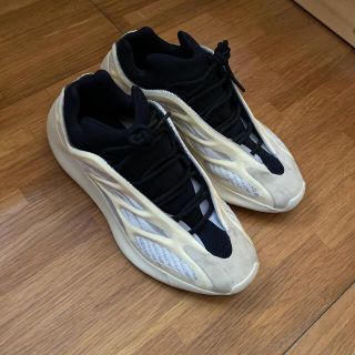 アディダス(adidas)のADIDAS YEEZY 700 V3 AZAEL(スニーカー)