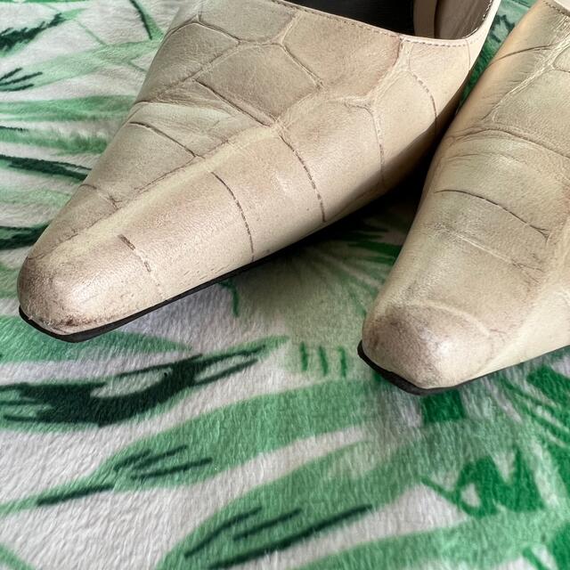 SONIA RYKIEL(ソニアリキエル)のソニアリキエル オシャレな 本革型押し ベージュパンプス レディースの靴/シューズ(ハイヒール/パンプス)の商品写真