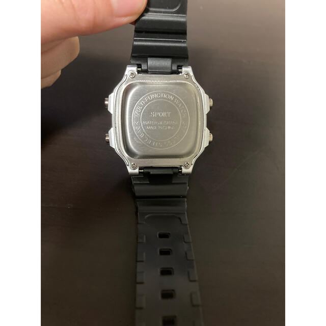 スポーツウォッチ　腕時計　デジタル　時計　G-SHOCK Gショック メンズの時計(腕時計(デジタル))の商品写真