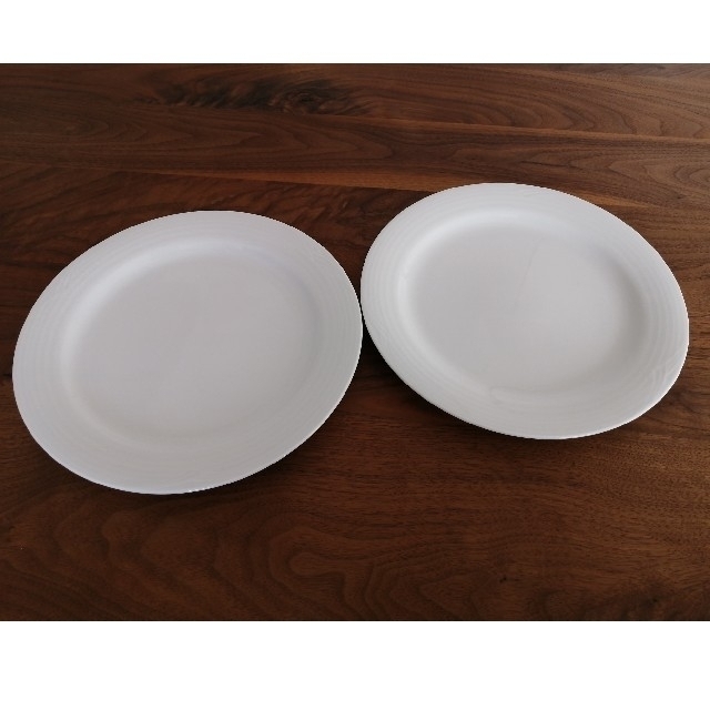 Noritake(ノリタケ)の【美品】ノリタケ　ARCTIC WHITE  プレート 23cm インテリア/住まい/日用品のキッチン/食器(食器)の商品写真