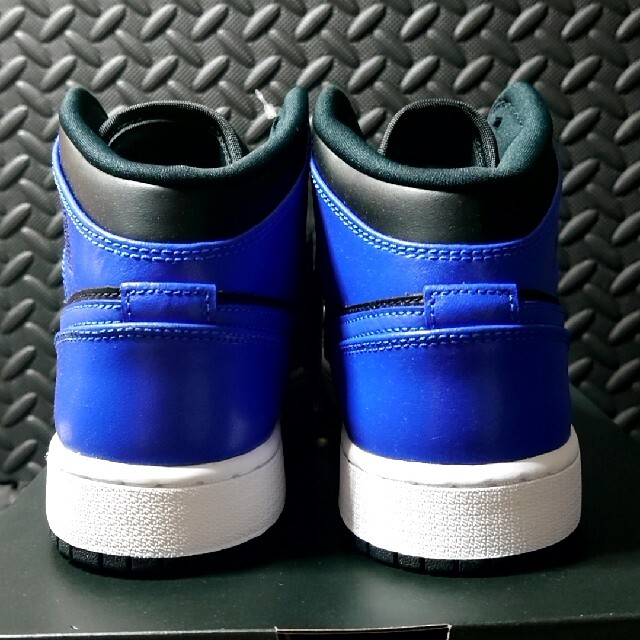 NIKE(ナイキ)のJordan1 Mid Hyper Royal GS レディースの靴/シューズ(スニーカー)の商品写真