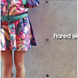 アディダス(adidas)のレディース オリジナルス FARM FLARED SKIRT フレア スカート(ミニスカート)
