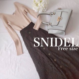 スナイデル(SNIDEL)のスナイデルオフショル2wayリブニットプルオーバー春ワンサイズ冬ベージュレディス(カットソー(長袖/七分))