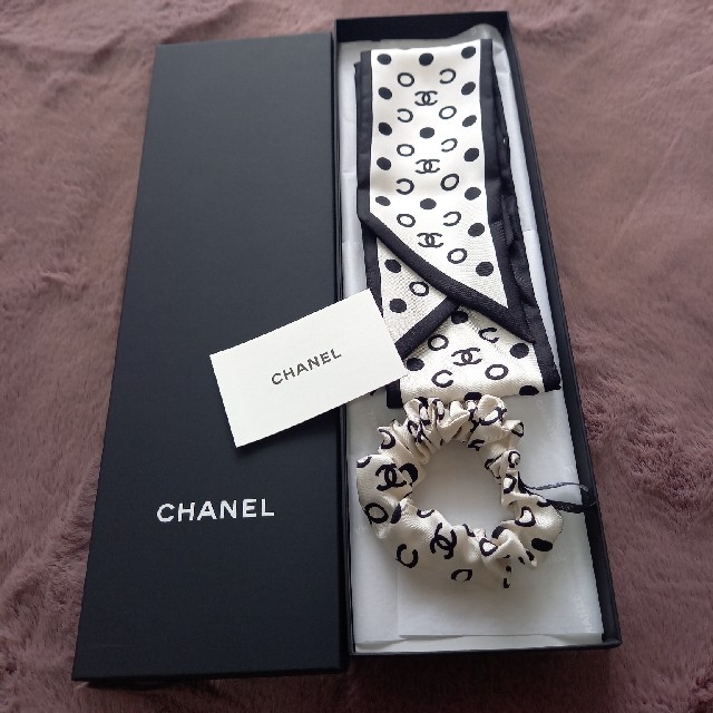 CHANEL　シュシュ　ツイリー