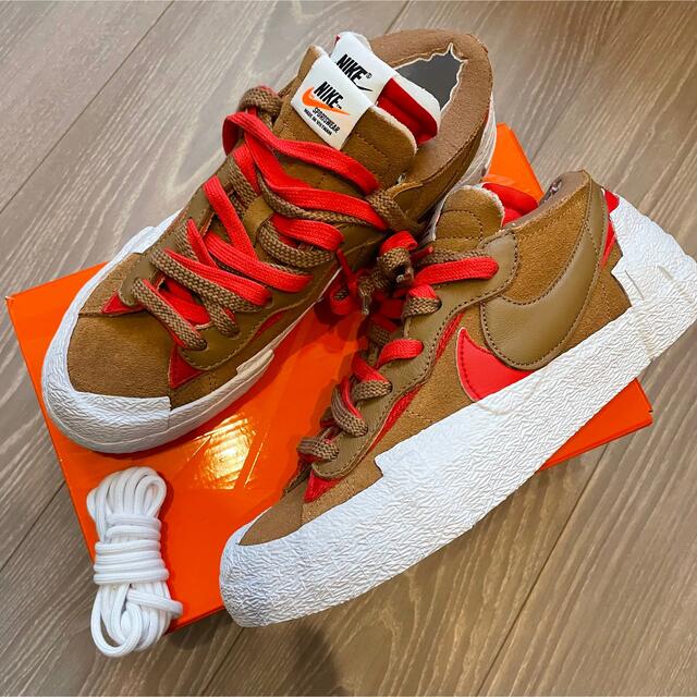 sacai(サカイ)のNIKE ナイキ sacaiサカイ限定コラボスニーカー 24.5サイズ レディースの靴/シューズ(スニーカー)の商品写真