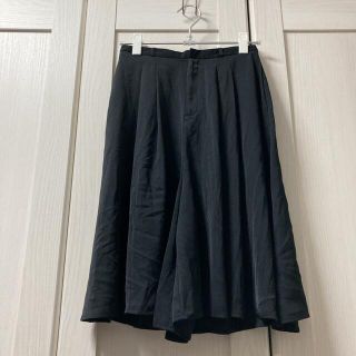 ジーユー(GU)の【美品】GU黒　ガウチョパンツ　　キュロット(キュロット)