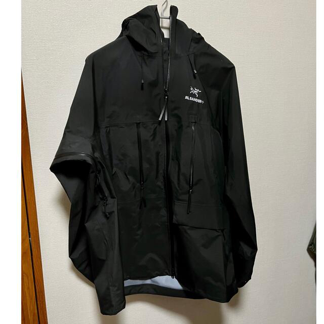 【期間限定値下げ】Jil Sander + Arc'Teryx シェルジャケット 【期間限定値下げ】Jil Sander + Arc'Teryx シェルジャケット
