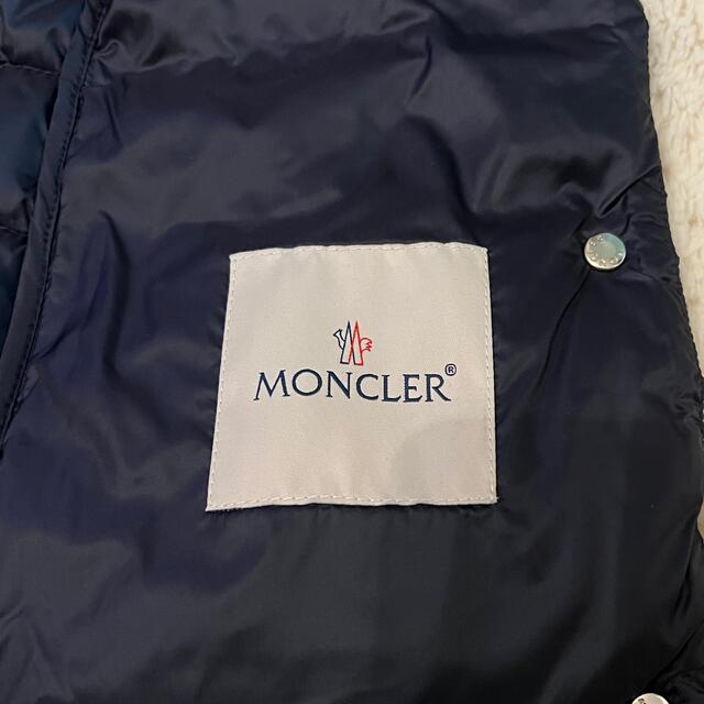 MONCLER(モンクレール)のモンクレール キッズダウンベスト S 収納袋付き レディースのジャケット/アウター(ダウンベスト)の商品写真