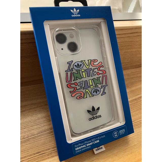 adidas(アディダス)の【新品】adidas アディダス iPhone13miniケース スマホ/家電/カメラのスマホアクセサリー(iPhoneケース)の商品写真