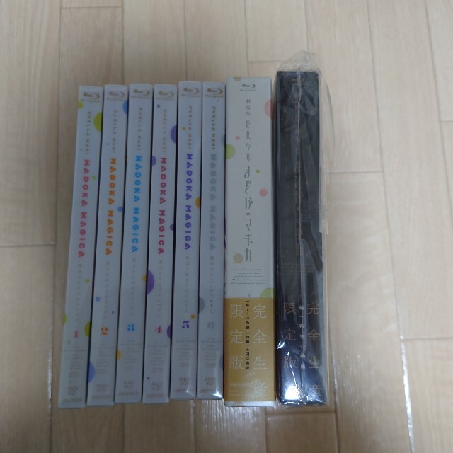 魔法少女まどか☆マギカ Blu-ray全6巻＋劇場版セット