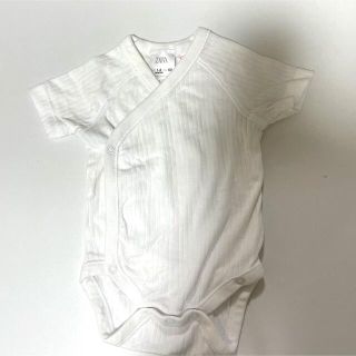 ザラ(ZARA)のZARA ロンパース　肌着　ホワイト　1-3m 60size(ロンパース)