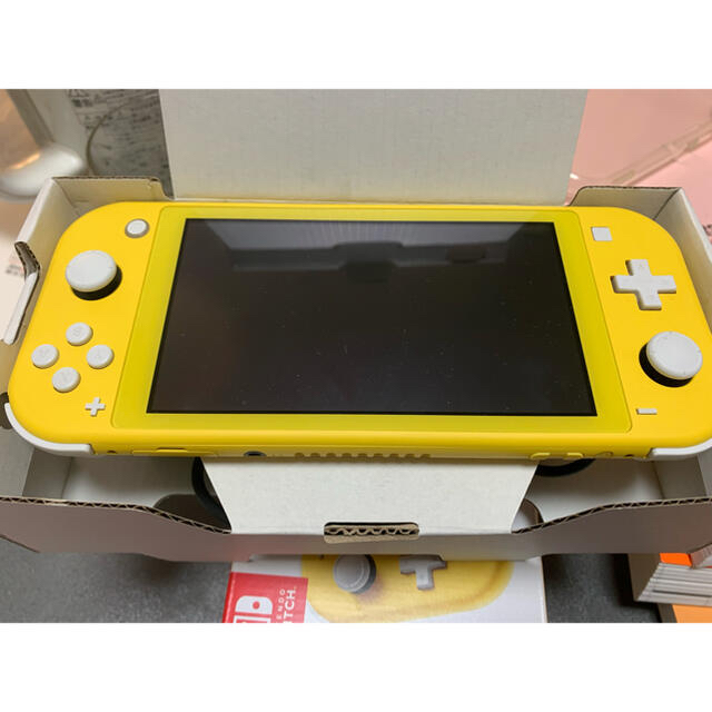 Nintendo Switch Lite イエロー