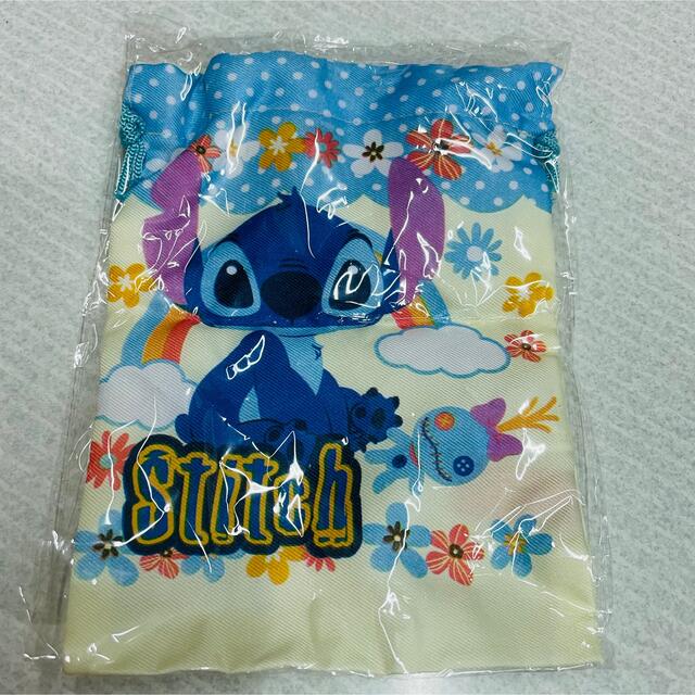 Disney(ディズニー)の未使用【Disney】ディズニー　スティッチ/Stitch　コップ＆巾着セット エンタメ/ホビーのおもちゃ/ぬいぐるみ(キャラクターグッズ)の商品写真