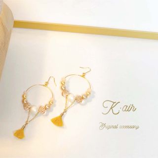 ヘザー(heather)の今だけ割引！イエロータッセルのフープピアス(ピアス)