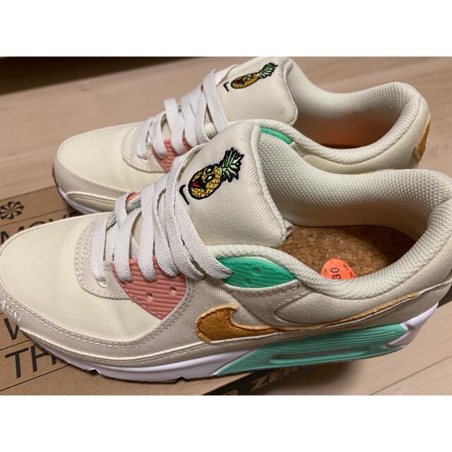 NIKE(ナイキ)のNIKE AIR MAX 90 LX レディースの靴/シューズ(スニーカー)の商品写真