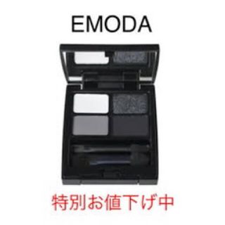 エモダ(EMODA)の２点　EMODA アイシャドウ　アイライナー(アイシャドウ)