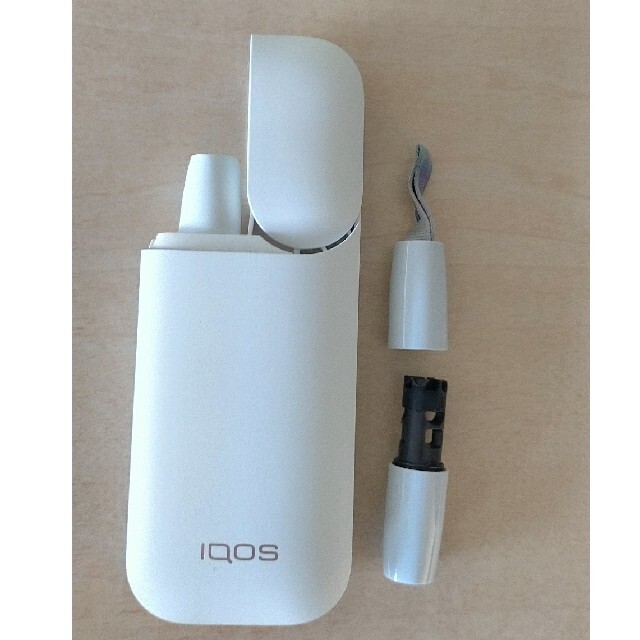 IQOS - アイコス 2.4plus ほぼ未使用 箱無しの通販 by る's shop